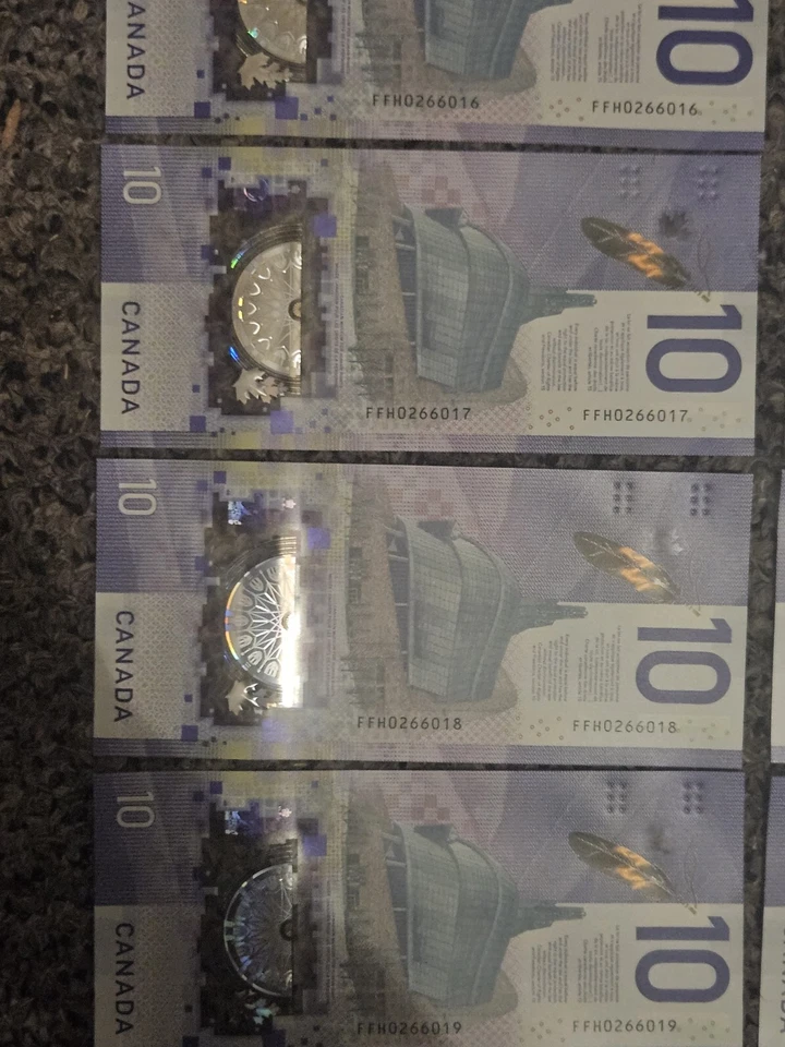 Sequential lot of 10× 2018 canadian 10 dollar bills - AU-UNC condition - Image 4 of 4