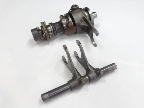 FORK, GEAR SHIFTING NO.3