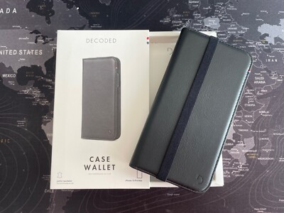 Decoded Leder Case Wallet Etui, Schwarz für Apple iPhone 13 Pro Max, neu
