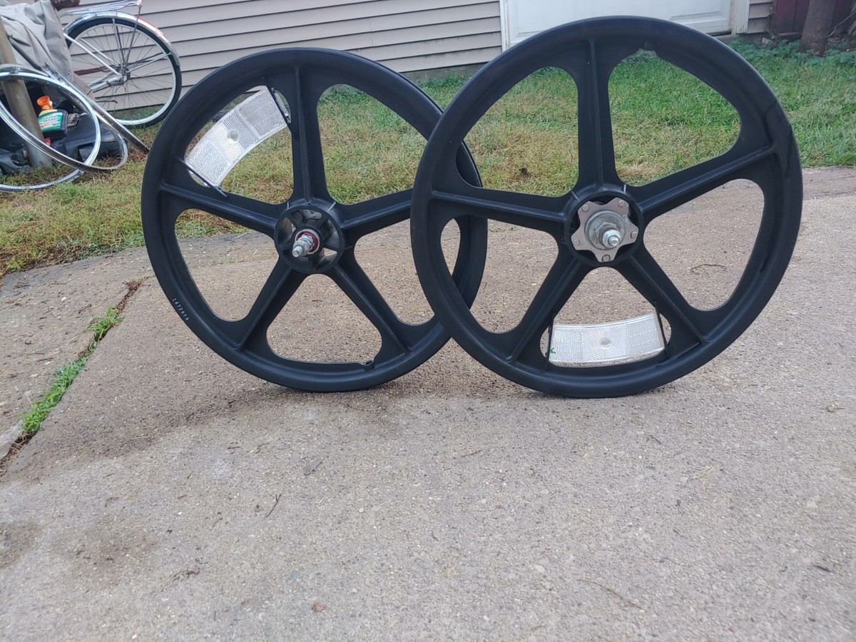 old bmx SKYWAY tuff wheel2 前後 未使用品 ブラック Retro Skyway Tuff Wheel II BMX 20 Mag Wheels 80s 90s Suntour