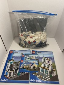 LEGO City: Police Headquarters (7744) 95% complete