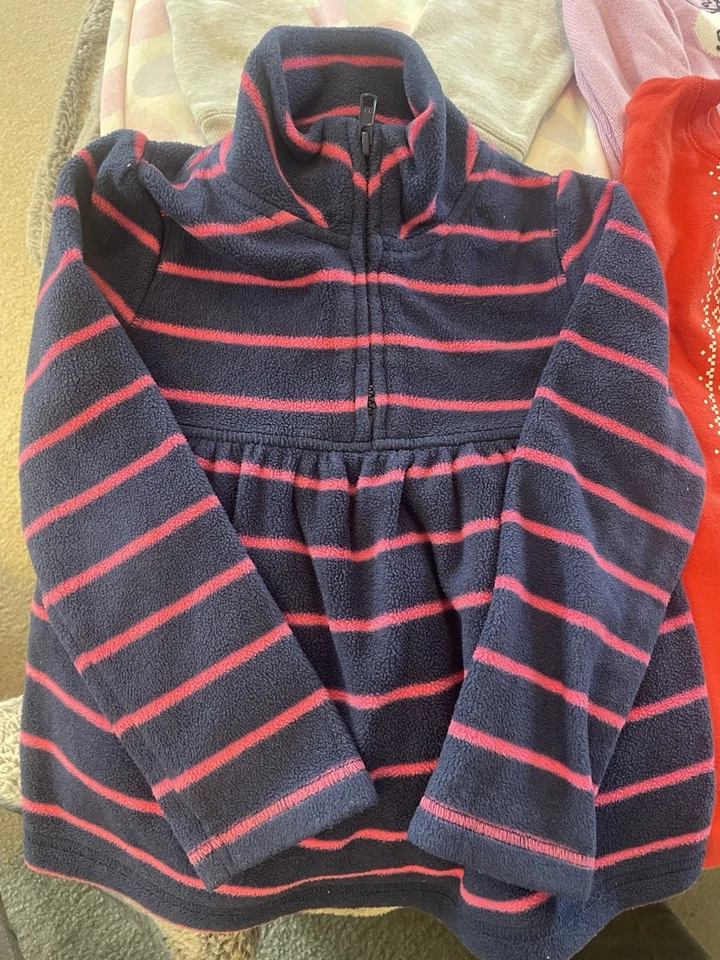 Lot Bundle Of 7 Girls Sweatshirts &Sweaters Size 5T.OldNavy,Carters,Gap,Gymboree - Image 2 of 4