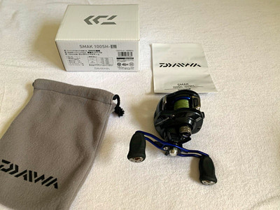Daiwa SMAK 100SH-L Linkshand Baitcasting-Rolle 7,1:1 190g mit Box