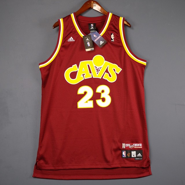 100 Authentic Lebron James Adidas Cav Fanatic Swingman Jersey Size XL