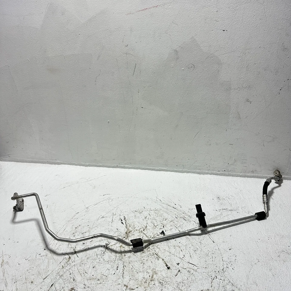 Manguera de tubo de presión líquido refrigerante aire acondicionado BMW 535i GT 11-17 OEM Foto 2 de 4