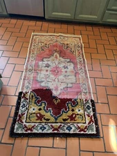 Vintage Shillcraft Latch Hook Rug Kit, Traditional Pattern + Hooks 30"x 56"