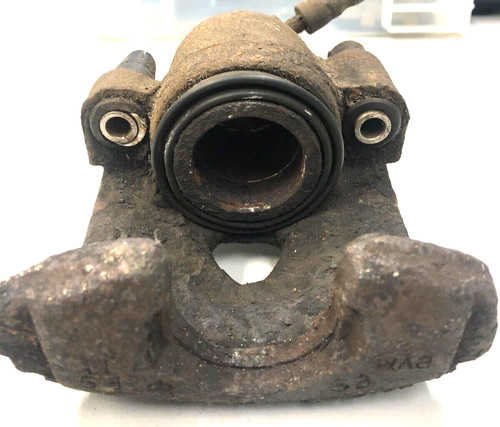 Bremskolben  BREMSSATTEL BREMSZANGE Rechts VW Polo 6N