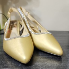 Shoe