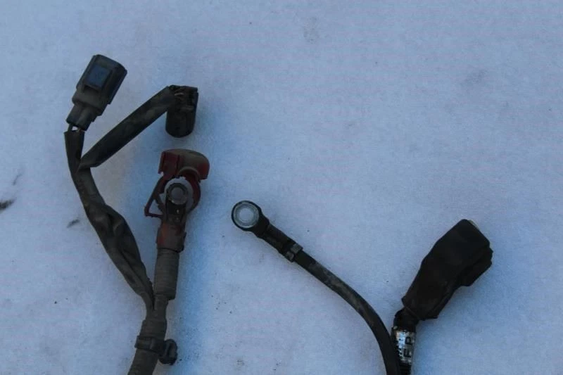 Subaru Impreza WRX 2015 2016 cables de batería positivos negativos 82246VA030 Foto 2 de 4