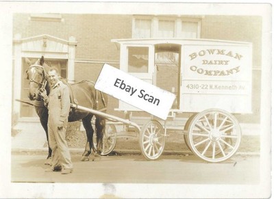 Photo - Bowman Dairy Horse Drawn Milk Wagon, 410-22 N. Kenneth Av. (Chicago, IL)