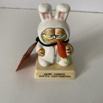 Vintage 1982 Enesco Garfield ''Here Comes Kitty Cottontail'' Figure w/ Tag