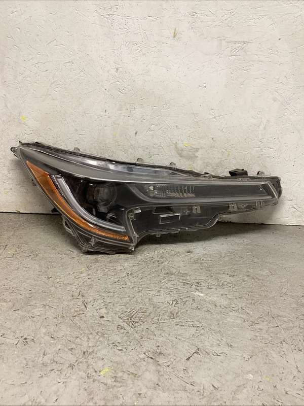 2020-2022 TOYOTA COROLLA RIGHT RH PASSENGER SIDE HEADLIGHT OEM SINGLE US BUILT