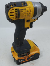 DeWalt DCF885 Impact Driver With Unofficial 8.0Ah Battery
