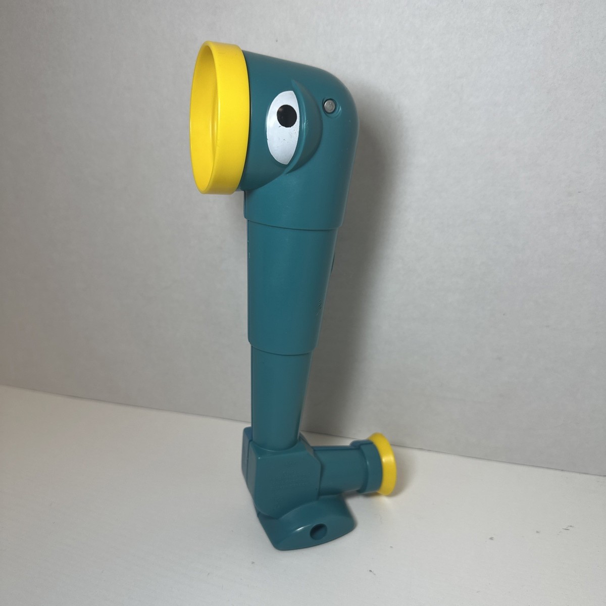 Perry Perry Periscope 609 Teal Yellow Fun Spy Pretend 1982 Fisher Price