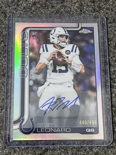 2025 Topps Chrome Riley Leonard Refractor (RAW)