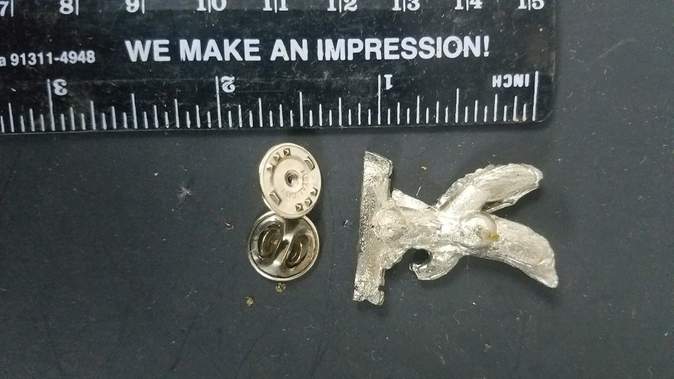 Rare Vintage Suzuki Eagle Motorcycle Pin Badge - Image 2 of 3