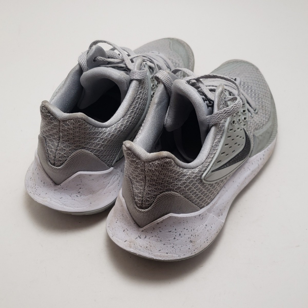 Mens Nike Kyrie Low 2 TB Promo Grey White Sneakers Shoes  display picture 3