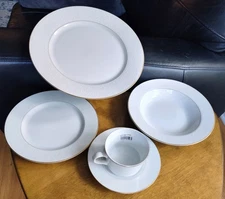 Mikasa Victorian Lace L3102 Fine China Plates Bowls Cup/Saucer, 5 PC Set *PICK*