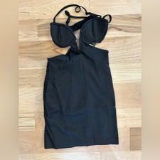 NWT pretty little thing size 4 dress
