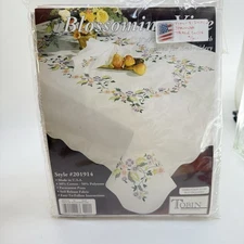 Tobin Blossoming Vine Style 201914 Oblong 50" x 70" stamped for embroidery