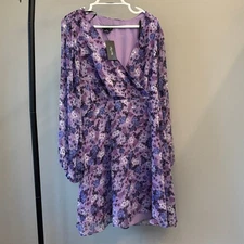 City Chic Khloe Dress Medium Lavendula Helene Bud Floral Print Wrap V Neck Midi