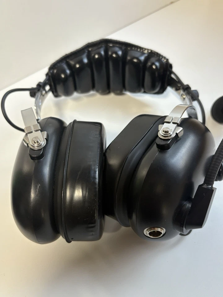 Retevis Noise Reduction Walkie Talkie Headset Two Way Radio Headset. - Image 4 of 4