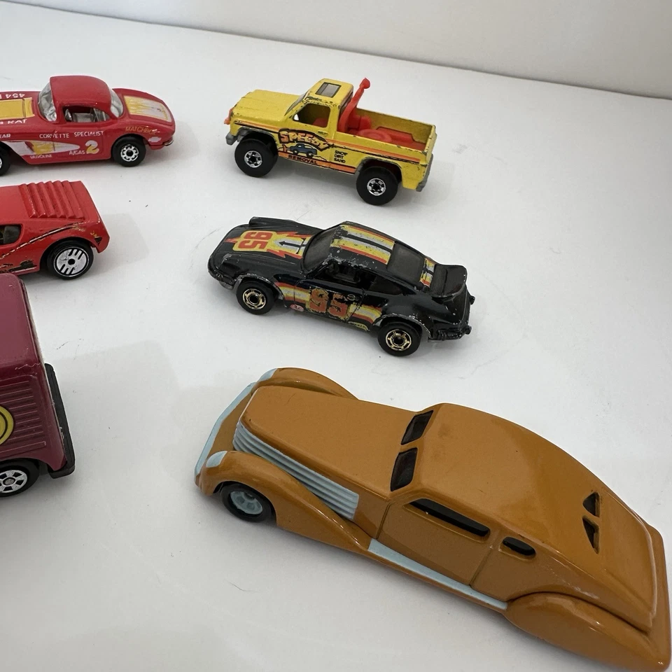 Lot Of 7 Vintage 80s/90s Hot Wheels/Matchbox Cars - Image 3 of 4