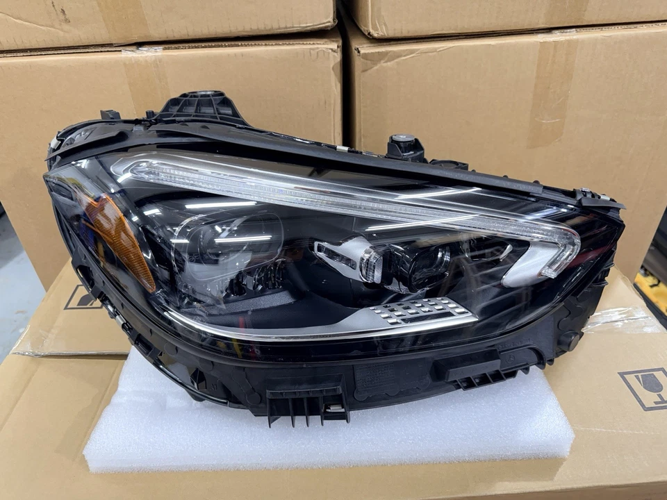 🔥¡NUEVO! 22-25 MERCEDES C300 C43 C63 AMG PASAJERO DERECHO DIGITAL LED FARO OEM Foto 4 de 4