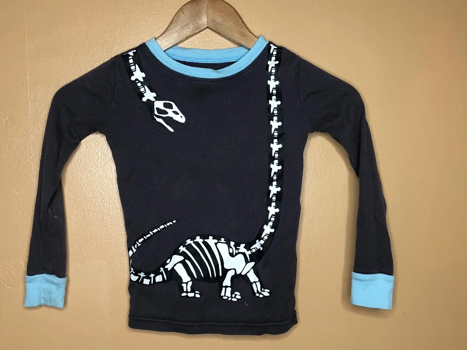 Kirkland Signature Boy's Size 5 Pajamas 2pc Grey Blue Long Pants Short Sleeve - Image 2 of 4