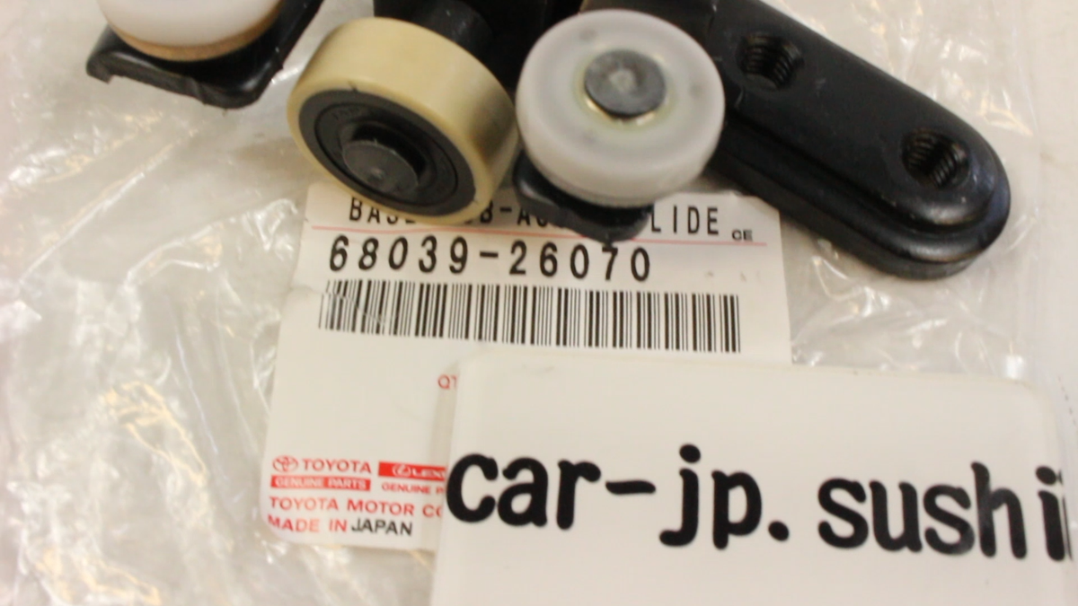 Toyota Genuine HIACE KLH1# LXH1# Side Sliding Door Bottom Roller
