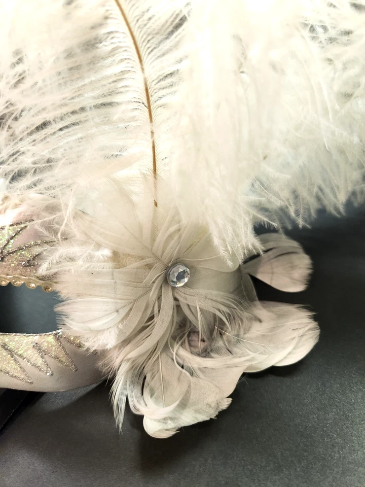 Pier 1 импортная маскарадная декоративная маска с перьями ручная роспись сделано в Италии - Изображение 4 из 4