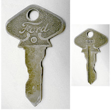 Vtg Ford Model T Script Automobile Ignition Key No 59