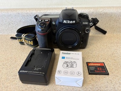 NIKON D200 10.2MP DSLR CAMERA BODY + 32GB CF Card - Excellent | eBay