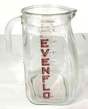 1950's Evenflo Baby Formula Measuring Pitcher 4 Cups 32oz