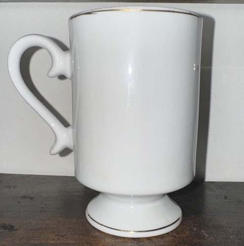 Vintage Royal Crown Kunstbecher ""Love Birds"" 44/383 - Bild 3 von 4