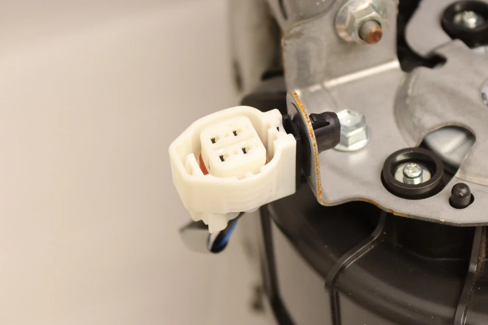 2020-2023 LEXUS ES300H HYBRID BATTERY PACK HV LI ION 1KW OEM - Image 3 of 4