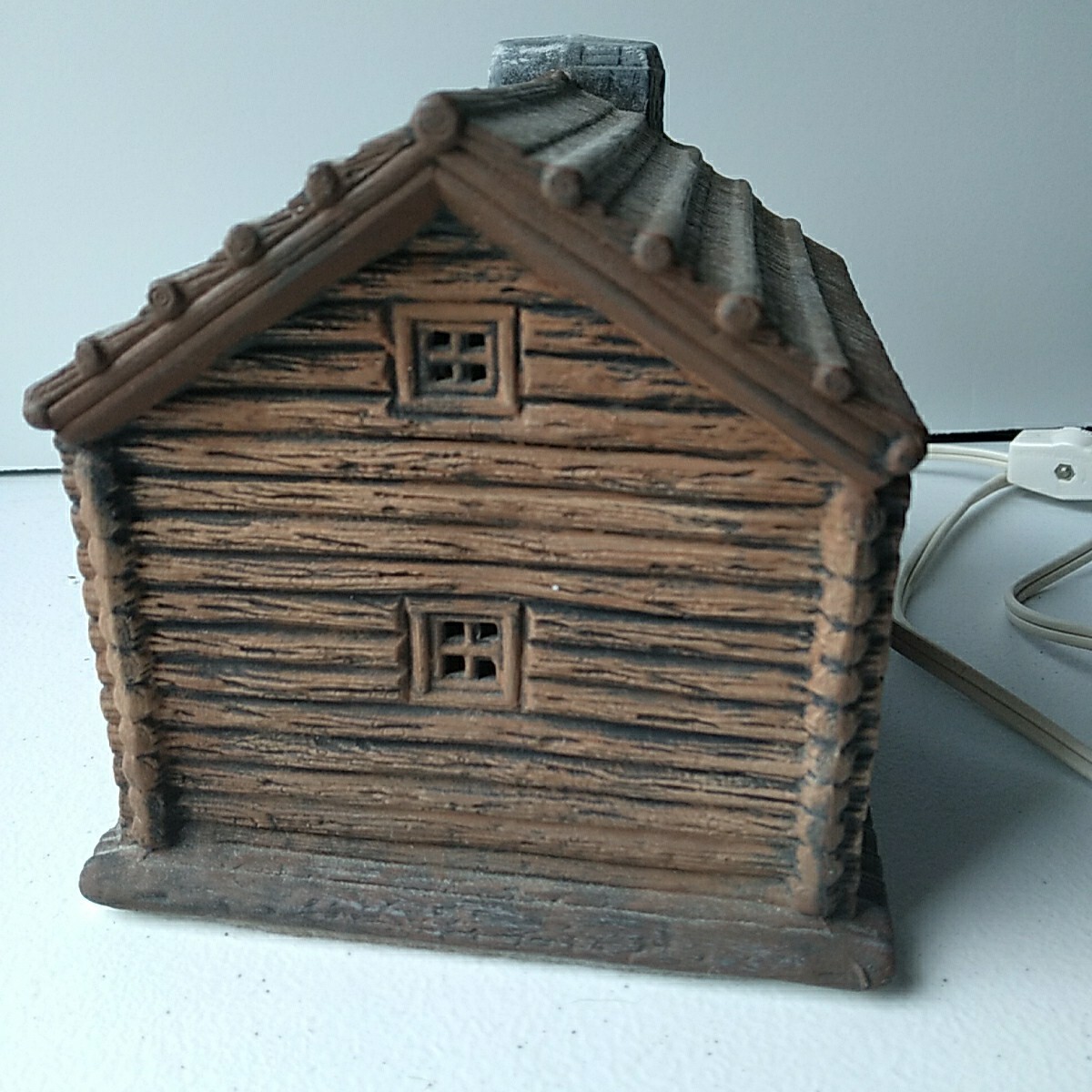 Vintage Byron Molds 1985 Ceramic Log Cabin House Village Family Rare Light Up 