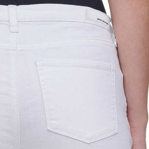 Pantalones de mezclilla cortos DKNY para dama de altura media Bermudas | J63 - Imagen 17 de 20