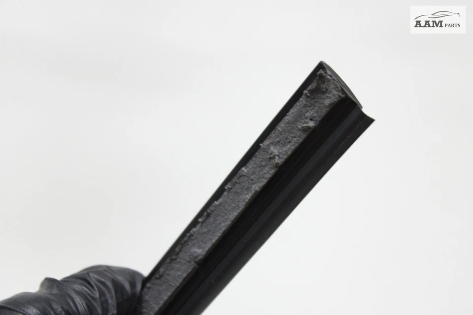 2011-2021 JEEP GRAND CHEROKEE RIGHT PASSENGER SIDE ROOF DRIP MOLDING SEAL OEM - Image 4 of 4