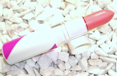 Avon KISS N GO Lippenstift matt Farbe Angelic Rose Gold Mund Kuss Chic Top Lippe
