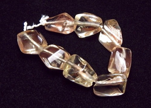 8 pcs OREGON SUNSTONE 9-10mm Nugget Beads NATURAL /N19 - Picture 2 of 3