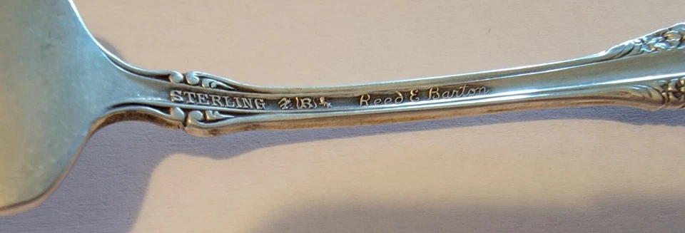 Столовые приборы из чистого серебра - вилка для салата из георгианской розы Reed And Barton 6 1/4 - Изображение 3 из 4