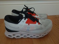 Womens On Cloudstratus 3 Undyed-whitesand W8 Medium