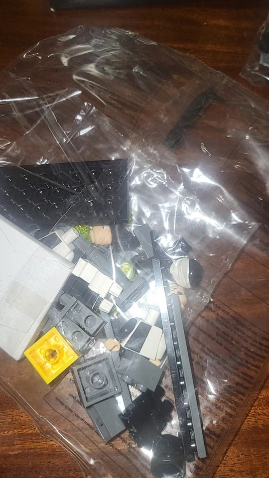 RARE Lego Batman 2006 Set 7781 The Batmobile: Two-Face's Escape NEW OPEN BOX - Image 4 of 4