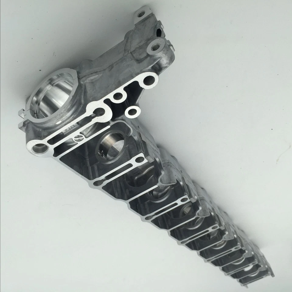 1 pieza cojinete de árbol de levas repisa escape para BMW 740Li 535i 335i 135i Z4 11127531224. Foto 4 de 4