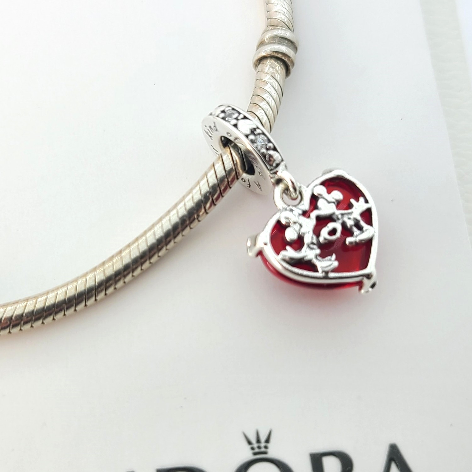 Authentic PANDORA Disney Mickey Minnie Mouse Kiss Red Murano Glass Dangle Charm