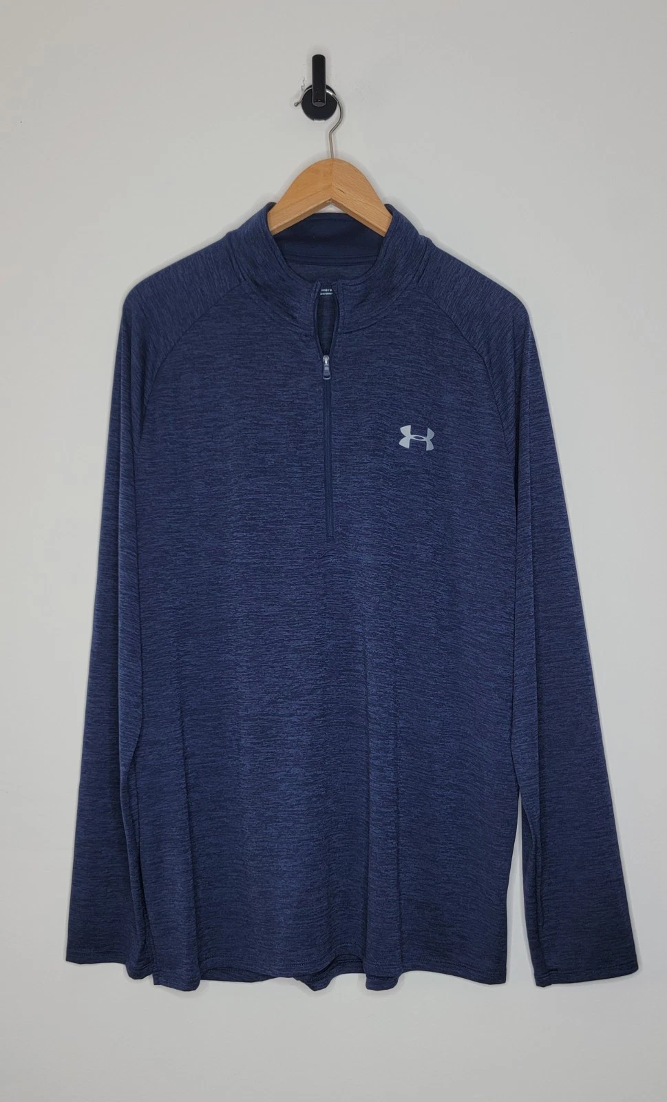 Under Armour Men's Size XL 1/4 Zip Long Sleeve Pullover Loose Fit Heatgear