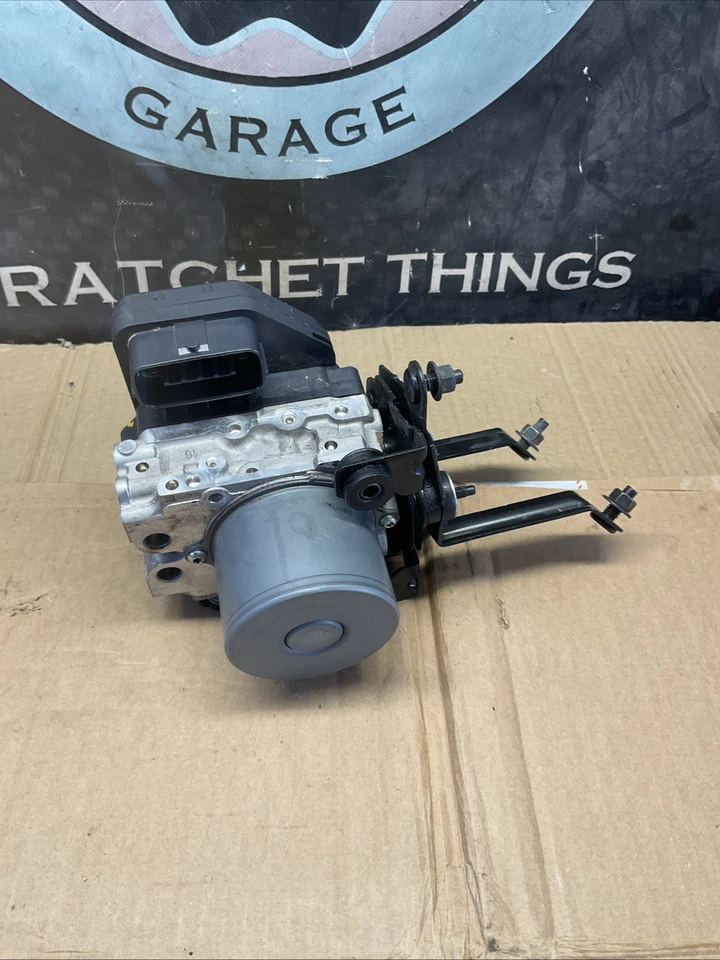 16-17 Infiniti Q50 Sedan Premium RWD Anti-Skid ABS Actuator Assembly 47660-4GH5A - Image 2 of 4