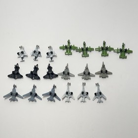 1989 Micro Machines Black Grey Stealth Bomber Carring Case w/ 19 Aircraft Toys