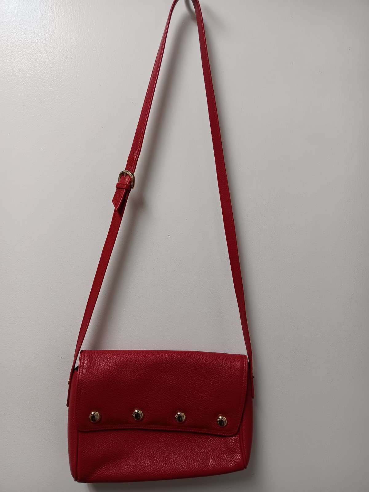 Vintage Liz Claiborne Pebble Leather Red Crossbody Purse Y2k 90's Gold Hardware